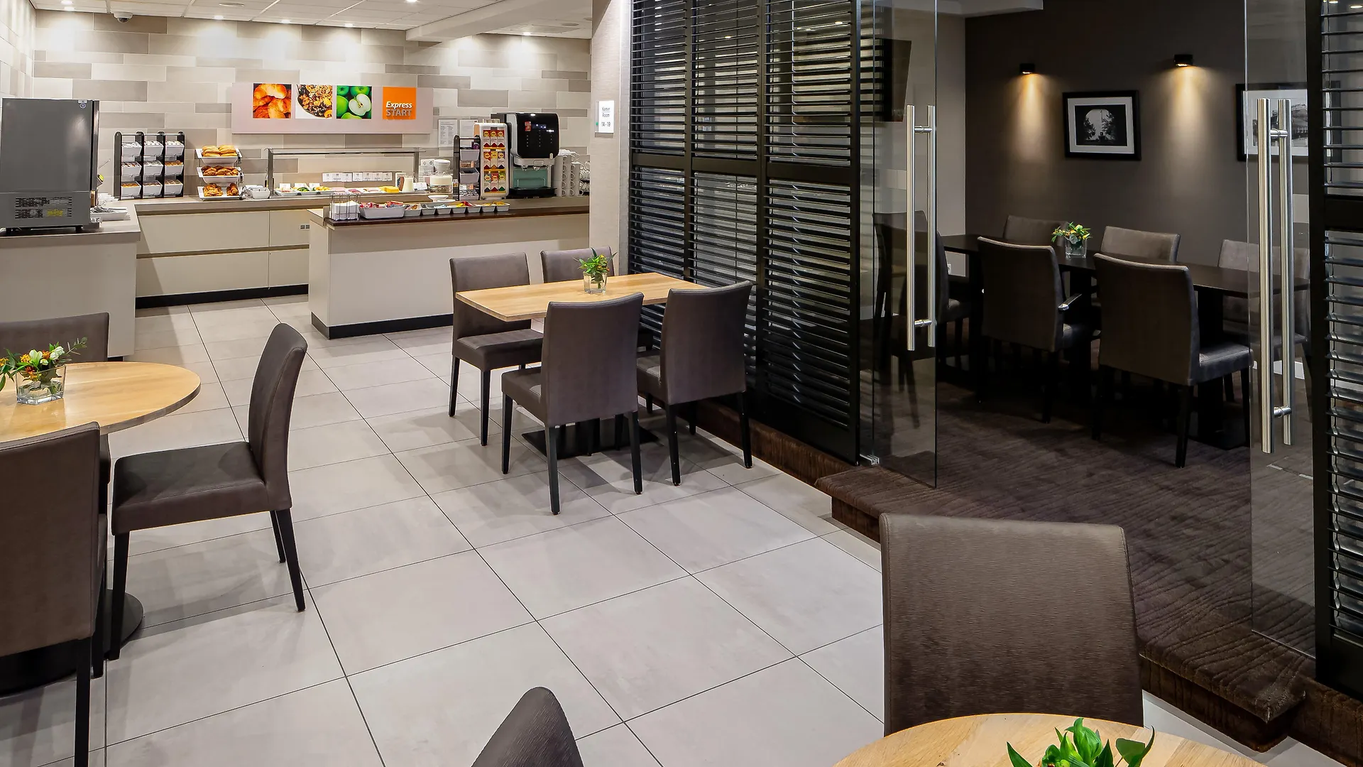 Holiday Inn Express Amsterdam - South By Ihg 3*,  Nizozemsko