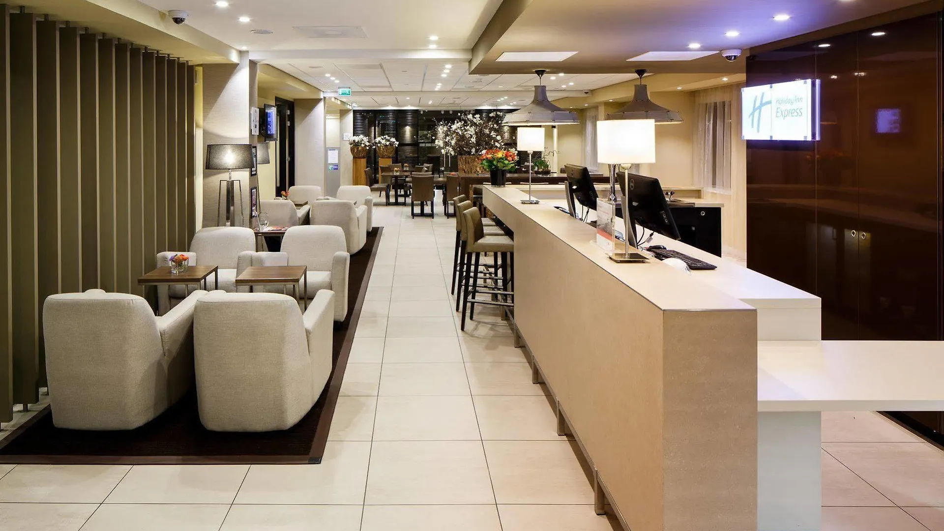 Holiday Inn Express Amsterdam - South By Ihg
